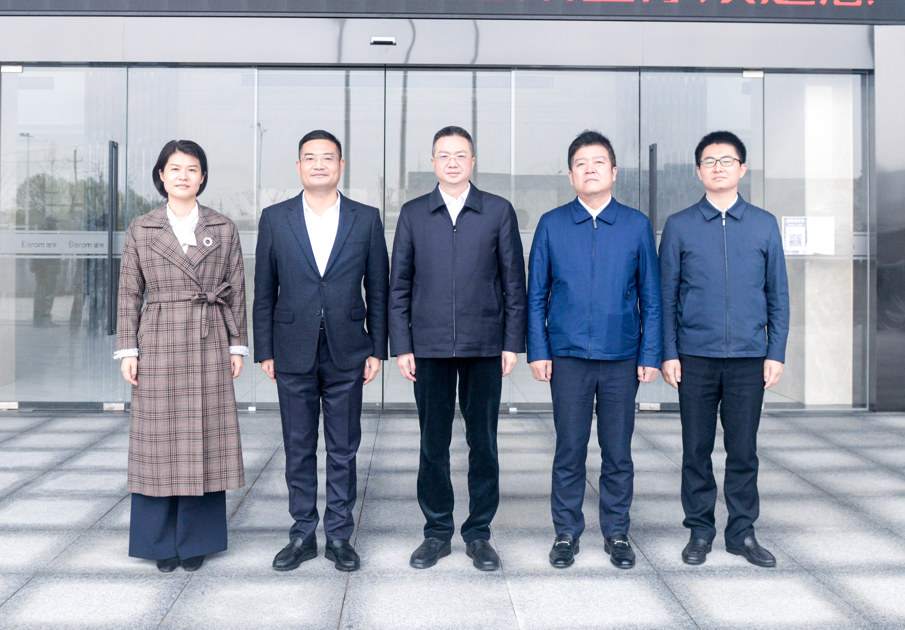 266022ea30944179dc9c9f2ea1f73be.jpg 266022ea30944179dc9c9f2ea1f73be.jpg